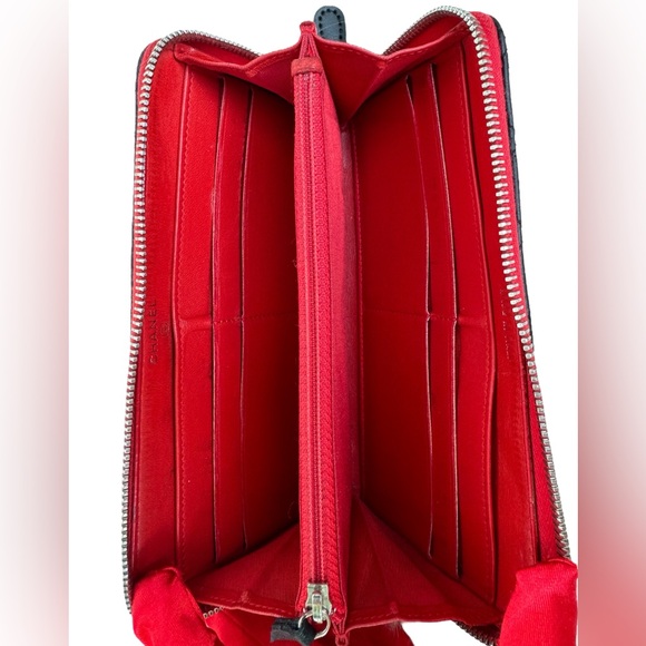 Chanel 2013-2014 Lambskin Long Zippy Wallet - Picture 9 of 14